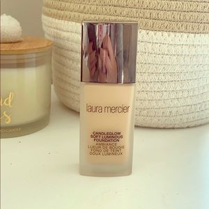 Laura Mercier candlelight foundation